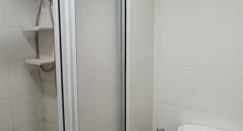 For rent studio condo in Mueang Nonthaburi, Nonthaburi