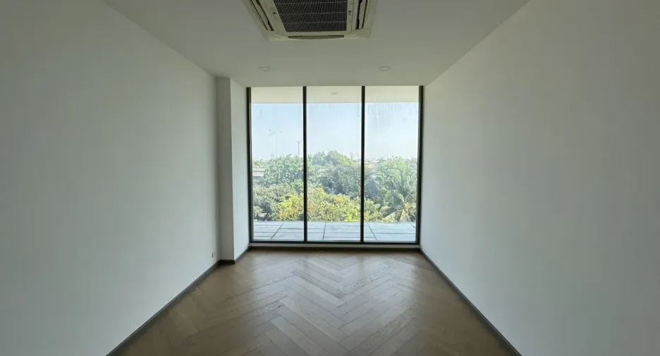 For sale 2 bedrooms condo in Watthana, Bangkok