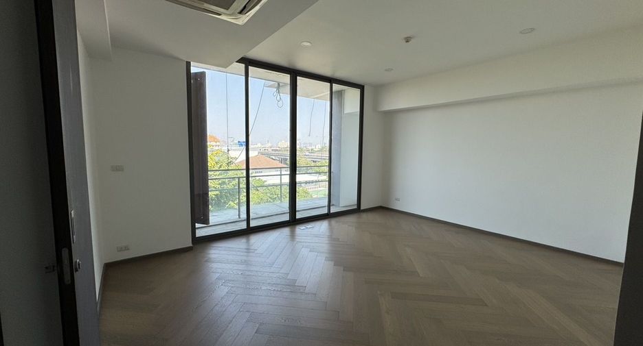 For sale 2 bedrooms condo in Watthana, Bangkok