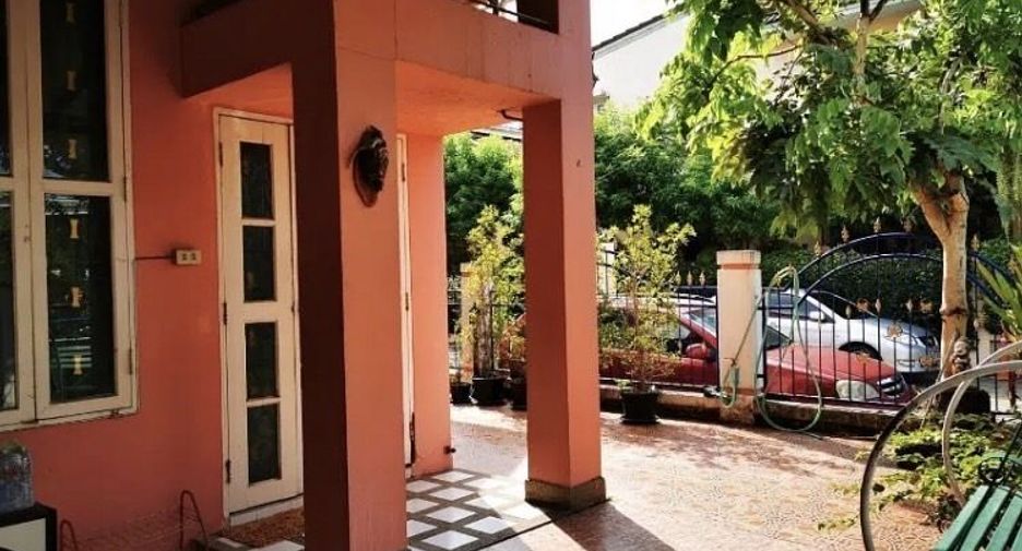 For sale 3 bedrooms townhouse in Pak Kret, Nonthaburi