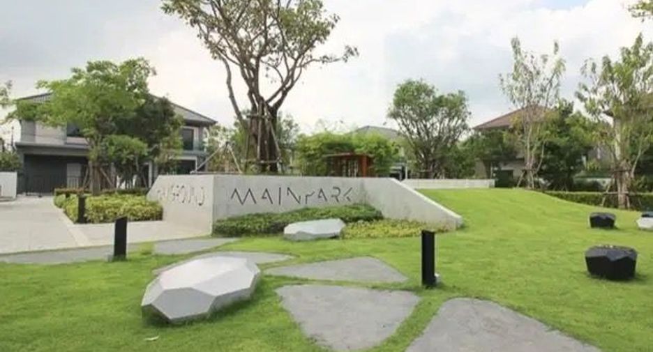 À vendre 4 chambres maison à Mueang Nonthaburi, Nonthaburi