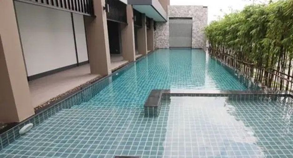 Haus zum Kauf mit 4 Zimmer in Mueang Nonthaburi, Nonthaburi