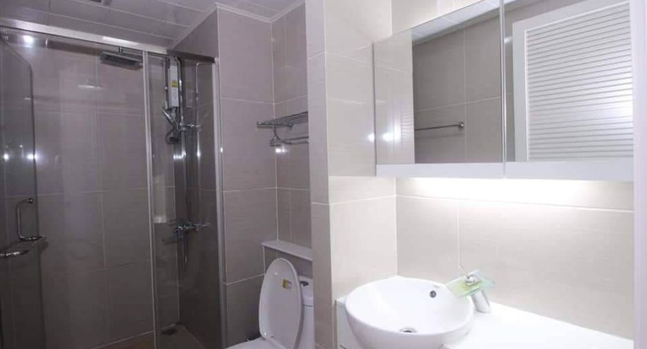 For sale 1 bed condo in Huai Khwang, Bangkok