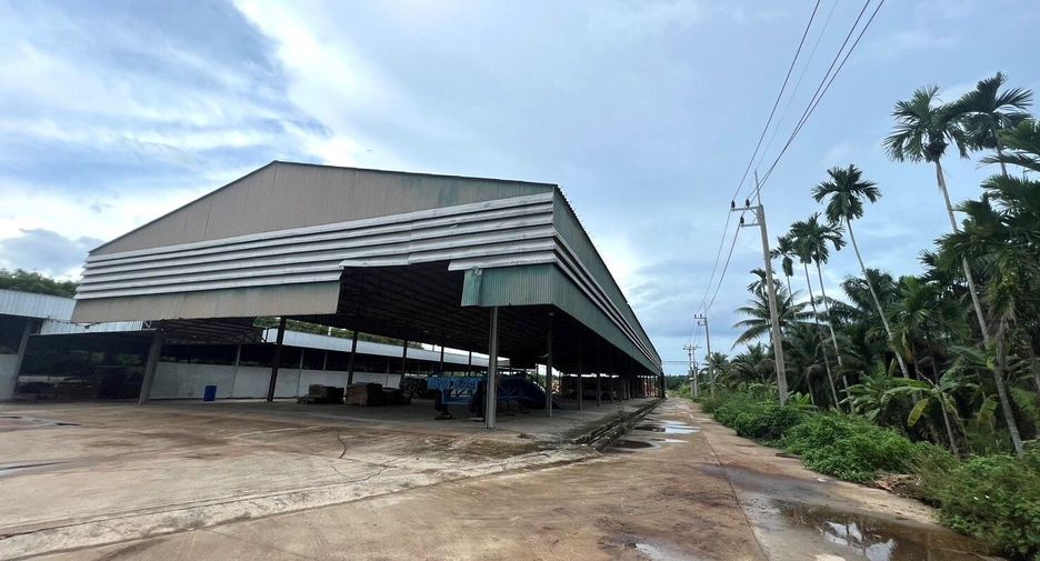 For rent studio house in Phunphin, Surat Thani