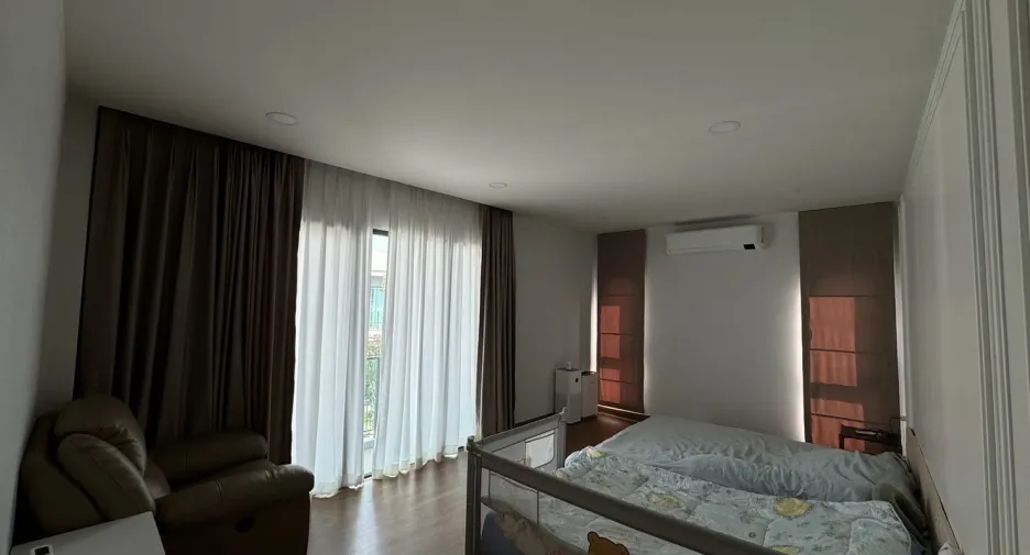 Продажа 4 спальни дом в Bang Phli, Самутпракан