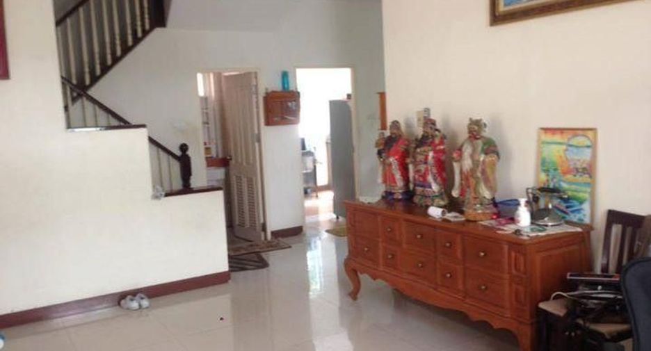 For sale 4 bedrooms house in Mueang Nonthaburi, Nonthaburi