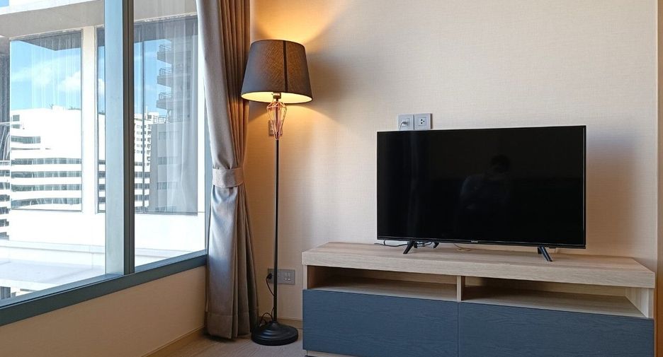 For rent 1 bed condo in Watthana, Bangkok