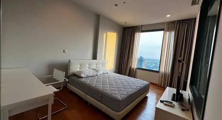 For sale and for rent 2 bedrooms condo in Khlong Toei, Bangkok