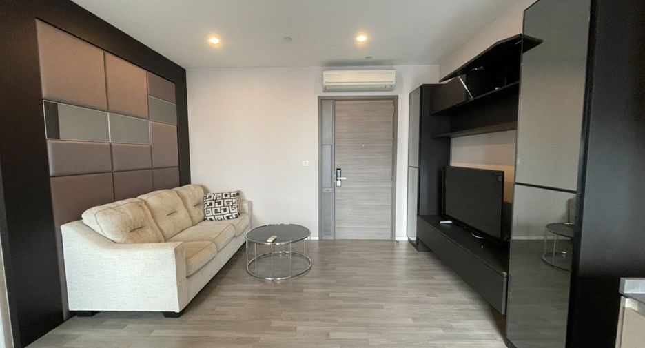 À vendre 1 chambre condo à Khlong Toei, Bangkok