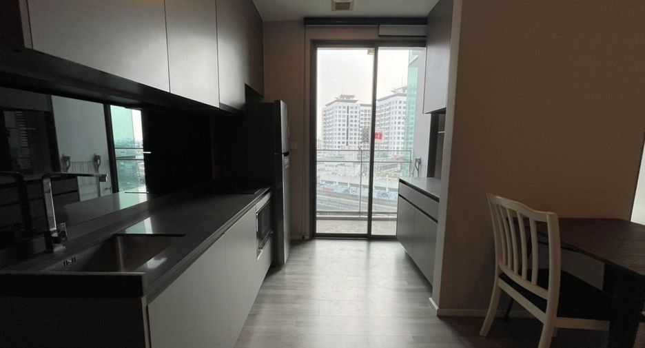À vendre 1 chambre condo à Khlong Toei, Bangkok