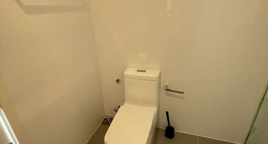 À vendre 1 chambre condo à Khlong Toei, Bangkok