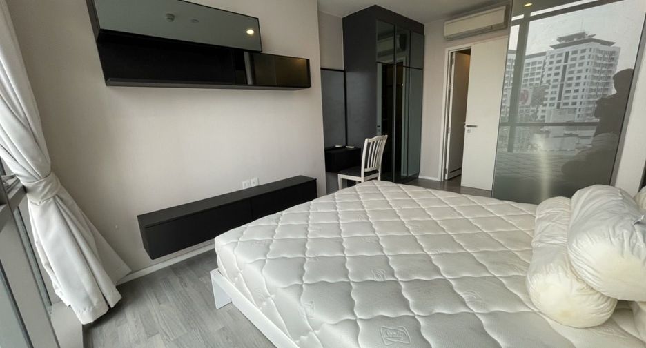 À vendre 1 chambre condo à Khlong Toei, Bangkok