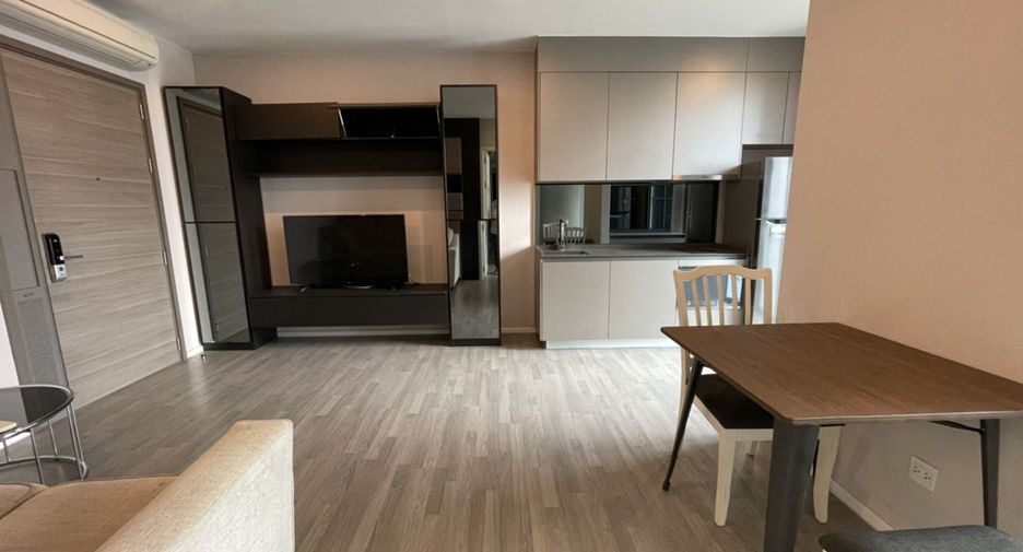 À vendre 1 chambre condo à Khlong Toei, Bangkok