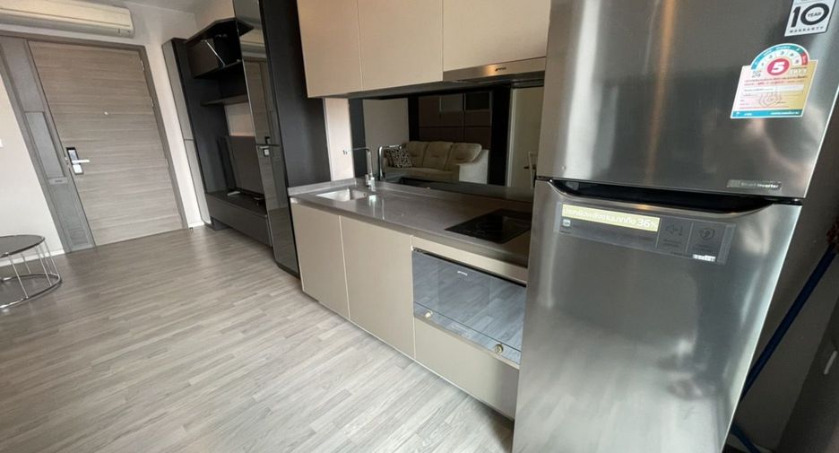 À vendre 1 chambre condo à Khlong Toei, Bangkok