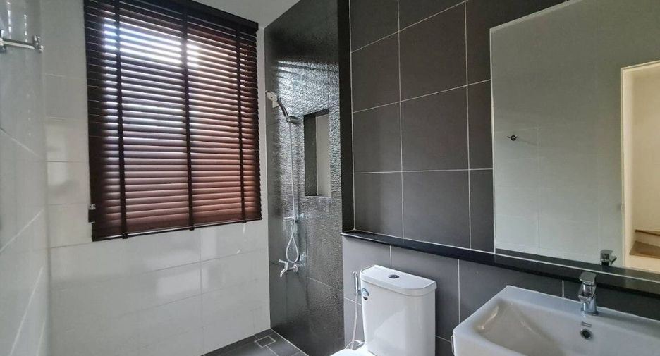Reihenhaus zur Miete mit 3 Zimmer in Bang Kruai, Nonthaburi