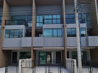 Аренда 3 спальни таунхаус в Bang Kruai, Нонтабури