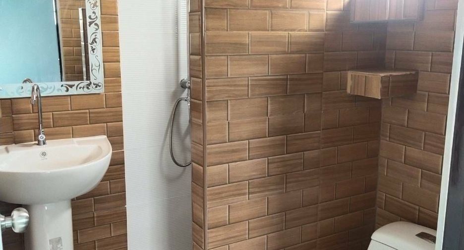 For sale 2 bedrooms house in Mueang Phitsanulok, Phitsanulok