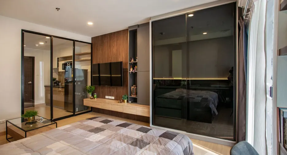 For sale and for rent 1 bed condo in Huai Khwang, Bangkok