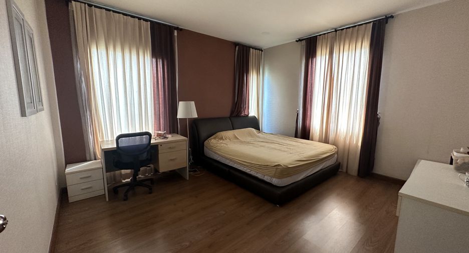 For sale 3 bedrooms house in Bang Bua Thong, Nonthaburi