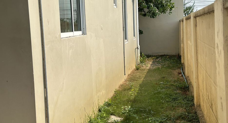 For sale 3 bedrooms house in Bang Bua Thong, Nonthaburi
