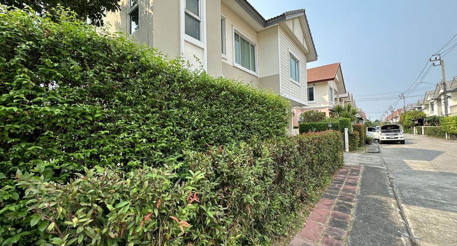 For sale 3 bedrooms house in Bang Bua Thong, Nonthaburi