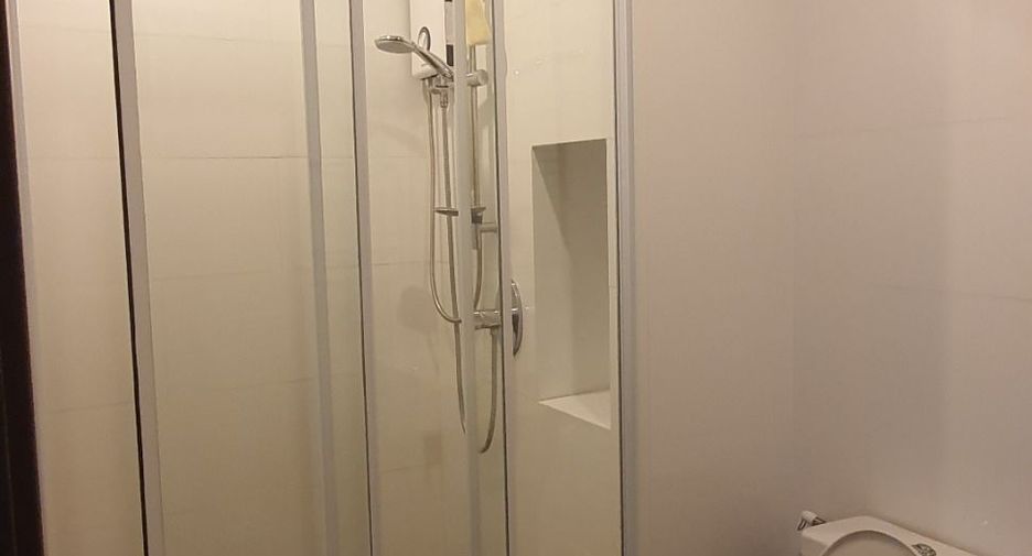 À vendre 1 chambre condo à Watthana, Bangkok