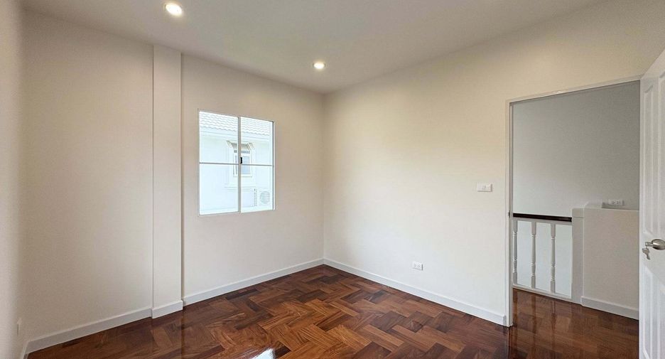 For sale 3 bedrooms house in Bang Kruai, Nonthaburi