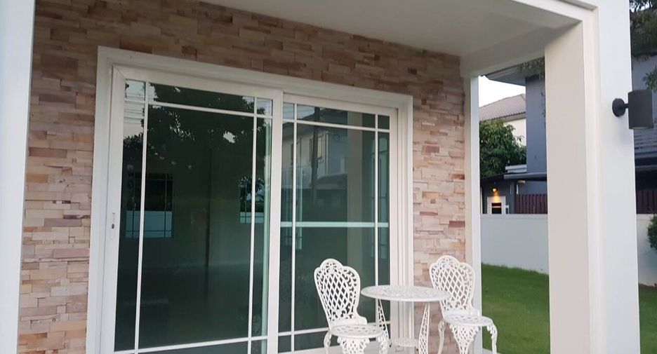 For sale 3 bedrooms house in Khan Na Yao, Bangkok