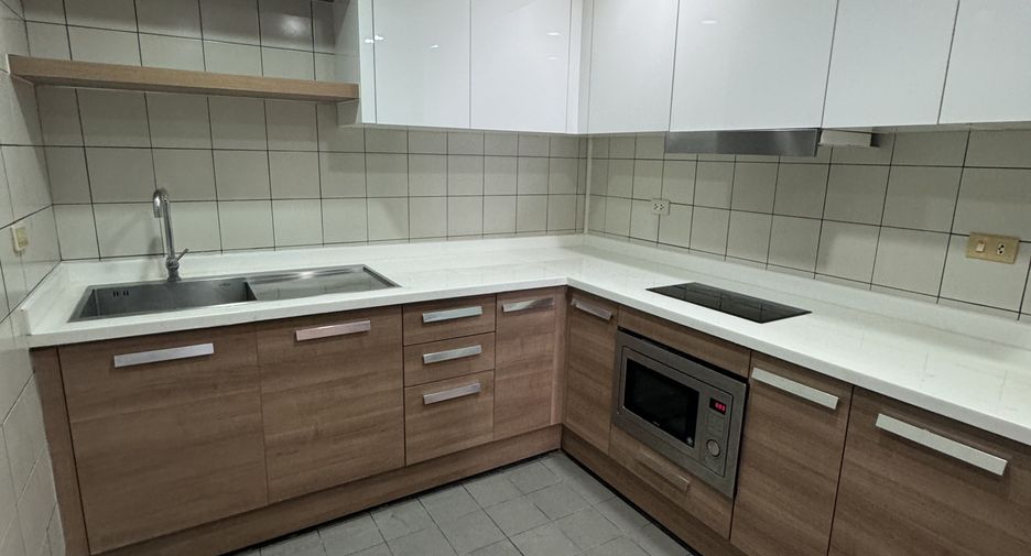 For sale and for rent 2 bedrooms condo in Pathum Wan, Bangkok