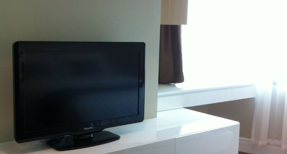 For rent and for sale 2 bedrooms condo in Khlong Toei, Bangkok