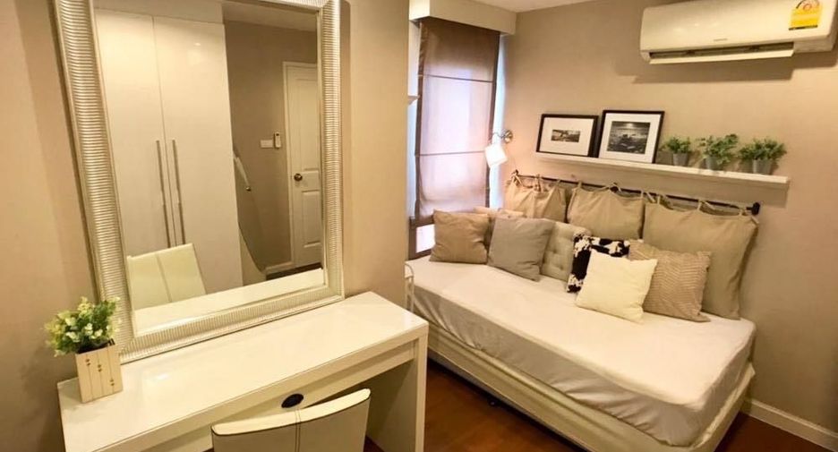 For sale and for rent 3 bedrooms condo in Huai Khwang, Bangkok
