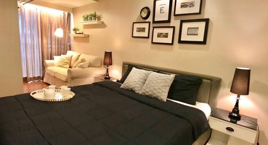 For sale and for rent 3 bedrooms condo in Huai Khwang, Bangkok