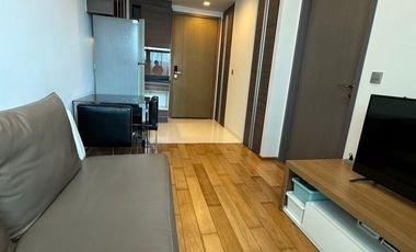 For sale 1 bed condo in Khlong Toei, Bangkok