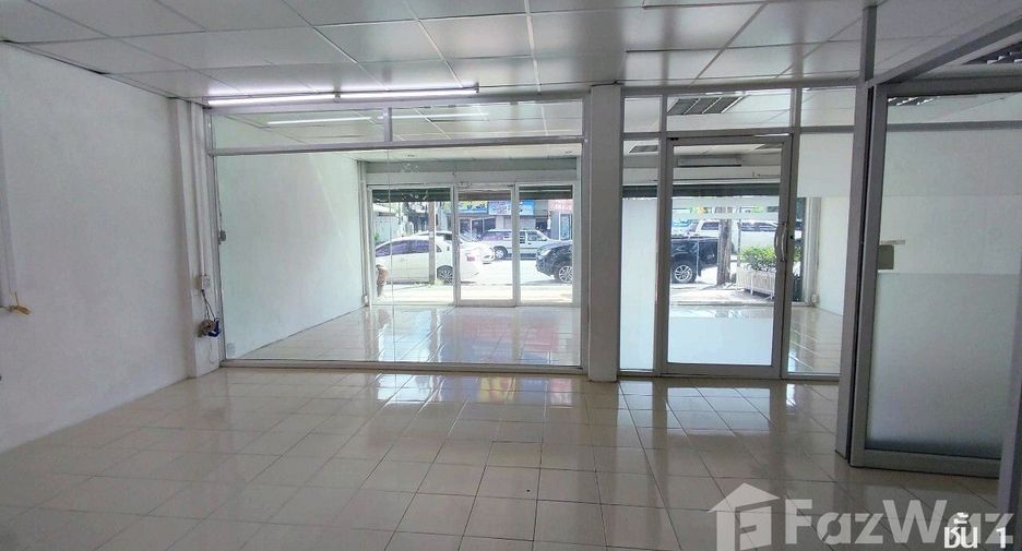 出租 2 卧室 商业空间 在 Mueang Nonthaburi, Nonthaburi