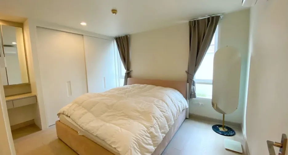 À vendre 2 chambres condo à Khlong San, Bangkok