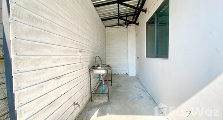For sale 3 ベッドルーム townhouse in Bang Kruai, Nonthaburi
