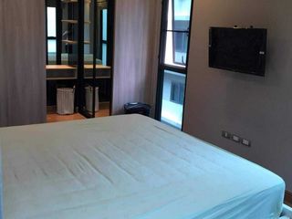 Продажа 1 кровать кондо в Пхра Кханонг, Бангкок