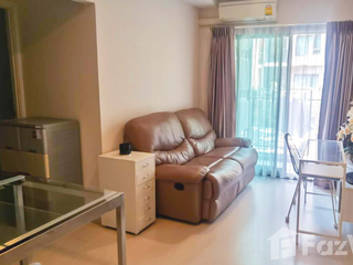 À vendre 2 chambres condo à Yan Nawa, Bangkok
