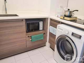 À vendre 2 chambres condo à Yan Nawa, Bangkok