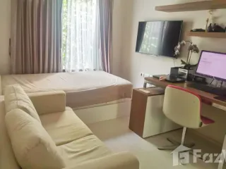 À vendre 2 chambres condo à Yan Nawa, Bangkok