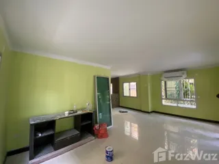 Haus zur Miete mit 3 Zimmer in Sam Phran, Nakhon Pathom
