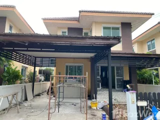 Haus zur Miete mit 3 Zimmer in Sam Phran, Nakhon Pathom