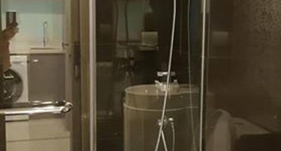 For sale 1 bed condo in Khlong Toei, Bangkok
