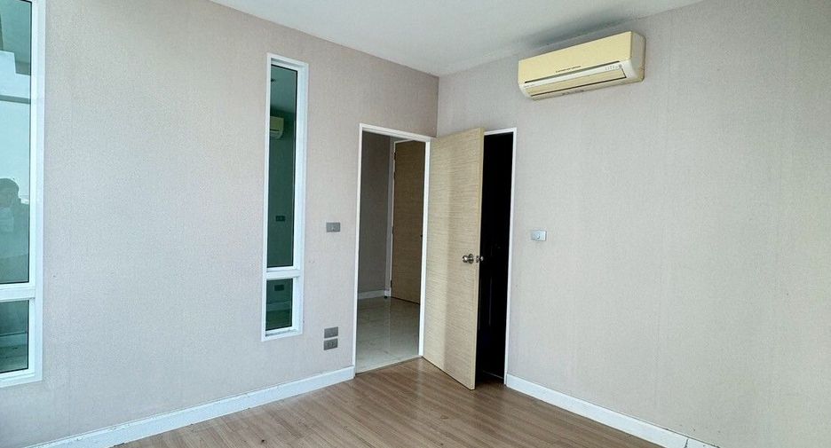 À vendre 1 chambre condo à Bang Na, Bangkok