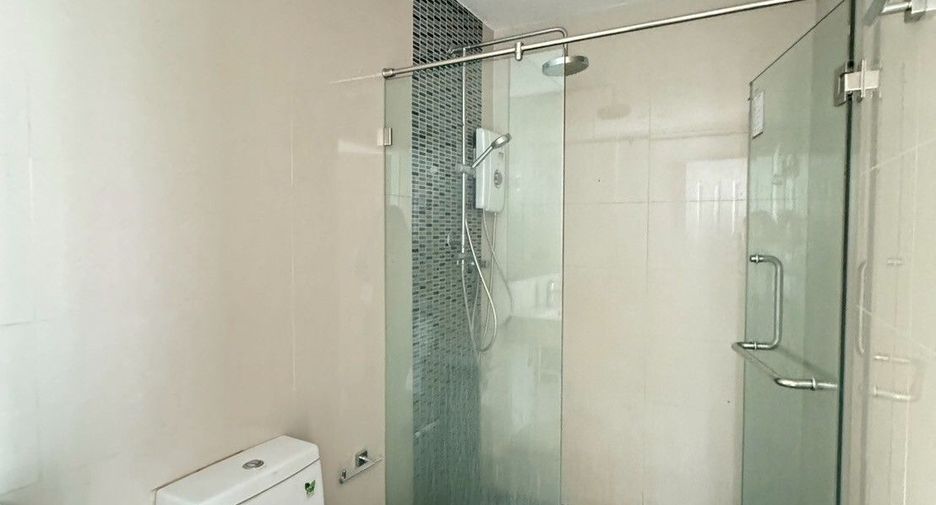 À vendre 1 chambre condo à Bang Na, Bangkok