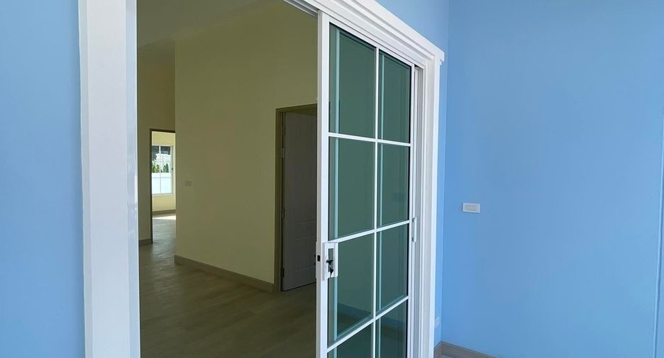 For sale 3 bedrooms house in Mueang Phayao, Phayao