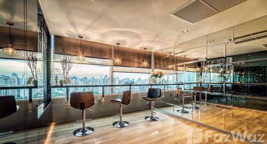 For sale 2 bedrooms condo in Watthana, Bangkok