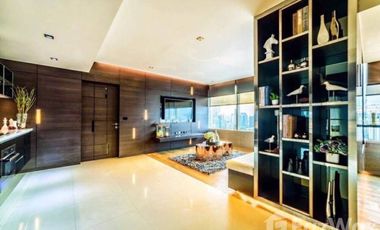 For sale 2 ベッドルーム condo in Watthana, Bangkok