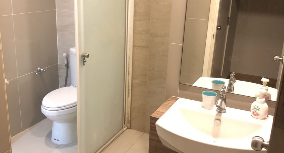 Reihenhaus zum Kauf mit 3 Zimmer in Mueang Pathum Thani, Pathum Thani