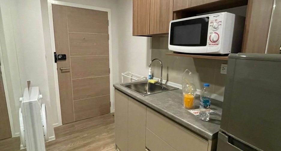 For rent 2 bedrooms condo in Khlong Luang, Pathum Thani